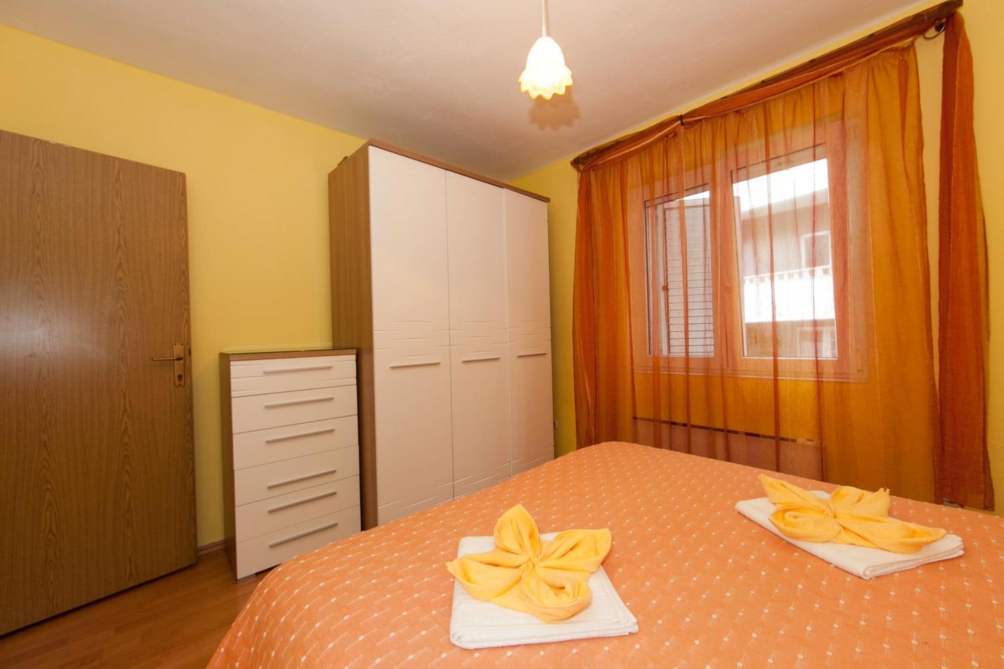 Apartmani Darinka บาชกาโวดา ภายนอก รูปภาพ