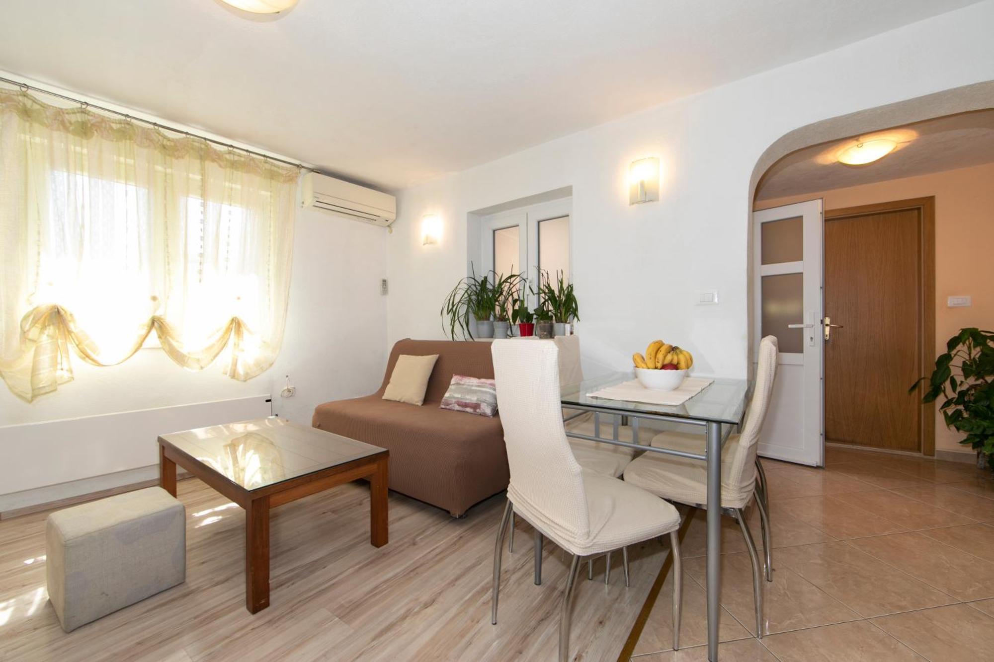 Apartmani Darinka บาชกาโวดา ภายนอก รูปภาพ