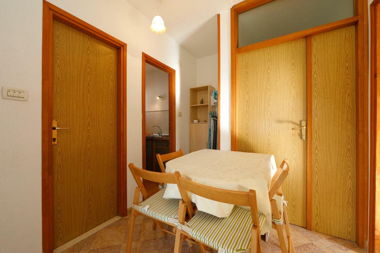 Apartmani Darinka บาชกาโวดา ภายนอก รูปภาพ