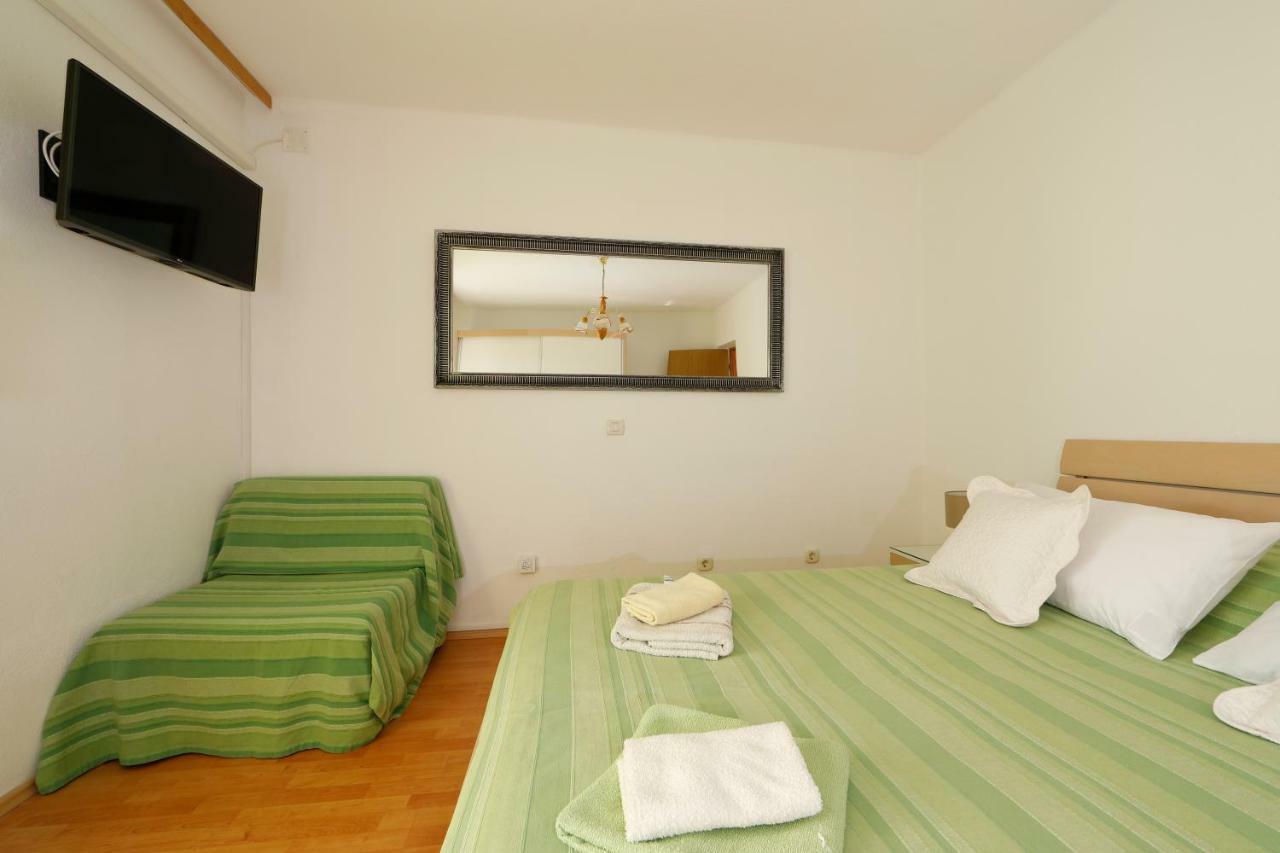 Apartmani Darinka บาชกาโวดา ภายนอก รูปภาพ